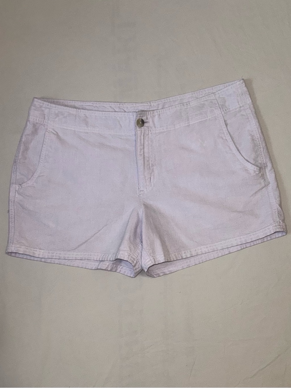 Women’s Columbia PFG 100% Cotton Chino Shorts Lilac Size 14 Pockets EUC